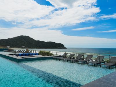 Blue Sea Hotel