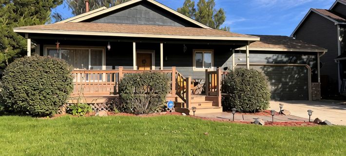 Cozy CO Casa: Eco & Pet Friendly—Sleeps up to 8, Remote Work Hub, Rec Center Hotele w: Weld County