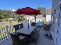 Peaceful Onset Beach Home. 5 Bedrooms, Wareham MA Hotels in Wareham