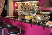 Augustus Hotel - bar