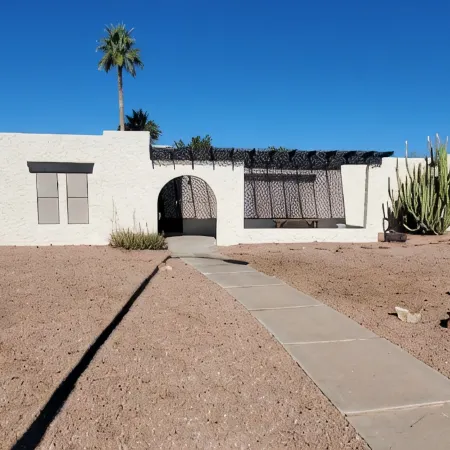 Quiet Cul-De-Sac 4 Bedroom Home with Pool & Hot tub