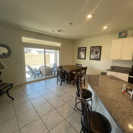 River Close, Newer Home! Great Neighborhood Minutes from Laughlin! Close to All!