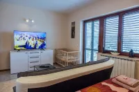 Apartments Milok