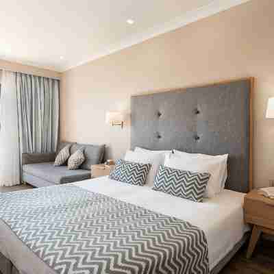 Pilot Beach Resort Rooms