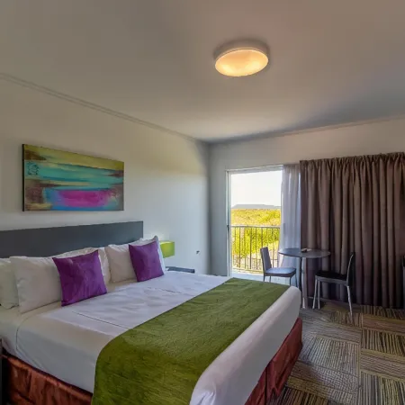 Mackay Oceanside Central Hotel Official Отели в г. Маккай