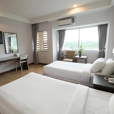 SinKiat Buri Hotel