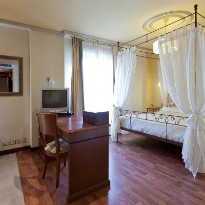 Hotel Azofra Hotels near The Huelgas Monastery