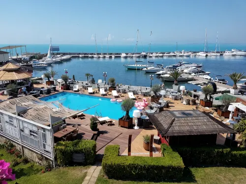Hotel Palace Marina Dinevi