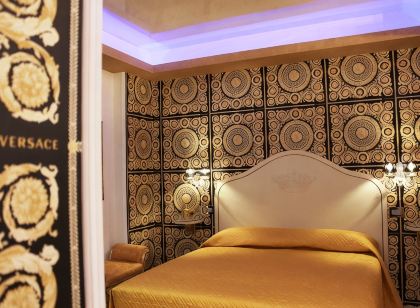 Leucosya Luxury Rooms