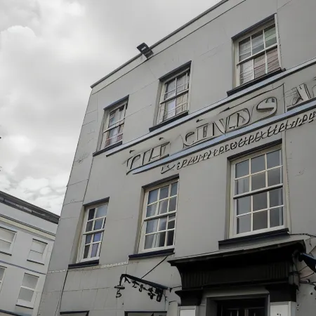 Kings Arms Hotel