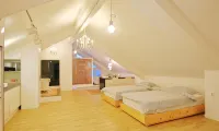 Gyeongju Pine Fragrance Pension - 家庭旅館