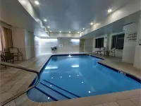 Country Inn & Suites by Radisson, Savannah Southside - Swimmingpools