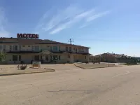 Western Budget Motel #1 & 2 Whitecourt - parking