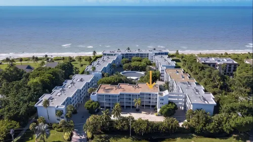 Stylish Beach Escape! Heated Pool, Bikes & Sunshine. - Beach