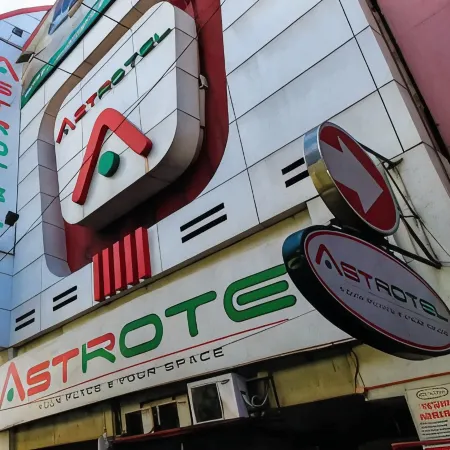 Astrotel Avenida