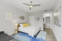 Chic 2BR Apt, Steps from N Main St, Balcony View