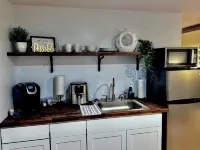 Cozy 1-bedroom apartment central in Johnson City