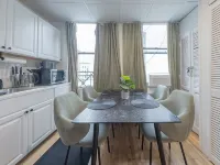 Calm Cocoon by the Train+We Pay Half Your Parking, Sleeps 6! 20% OFF 7 days