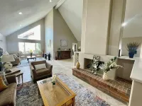 California Dream House w/pool & tennis court
