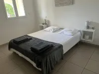 Appartement vue sur les Collines à 10 min de la mer - Boutique