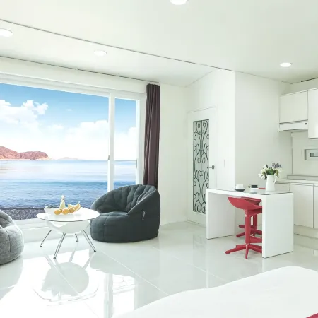 Geoje Island Evada Pension