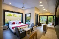 Nature Village Resort - Pools