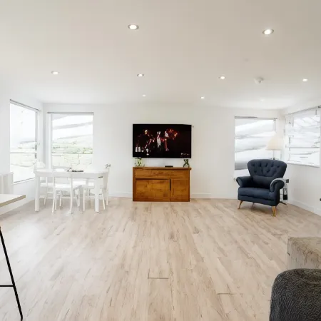 Castle View Chalet by Clonlum Cottages