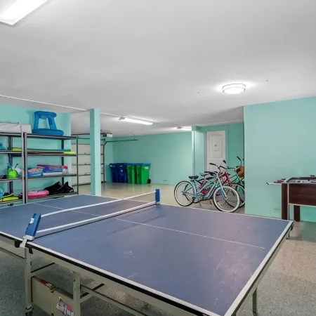 Big Luxury 6 bdrm, Pool, Spa, Bikes, Kayak, Reviews, Beach!