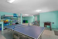 Big Luxury 6 bdrm, Pool, Spa, Bikes, Kayak, Reviews, Beach!