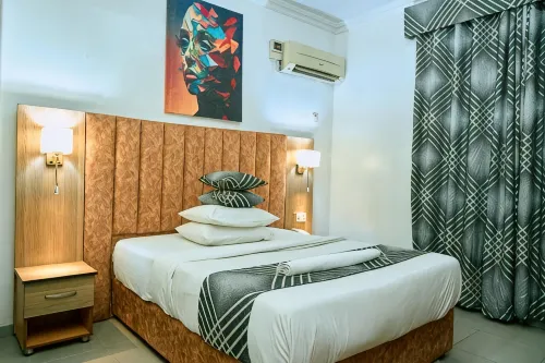 CrownEdge Hotels