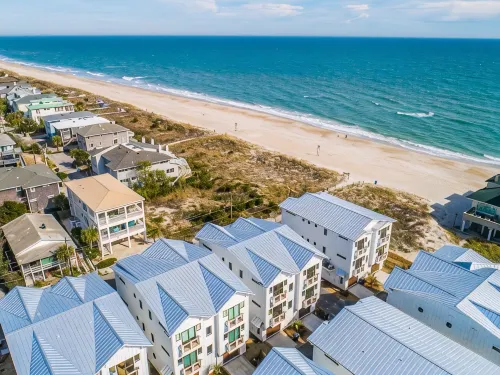 15 Steps from Beach Access! Brand New Duplex - Wifi
