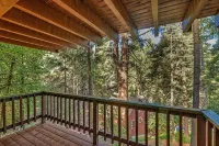 Lake Home in the Pines with a Dodger history - 부티크