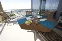 Open Week June 2026- Book Now! Stunning Seaglass-3 Br-3 Bath Huge Luxury Condo! - 4つ星