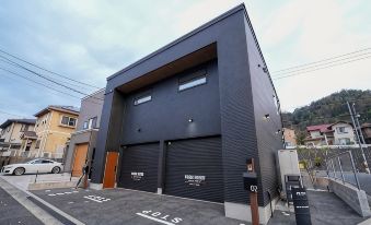 Garage House Hotel Ishiuchi Base