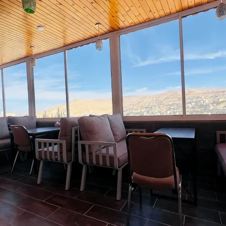 Beit Alshabaan Inn