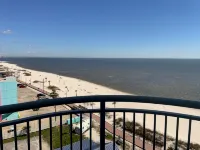 South Beach Biloxi Hotel & Suites - Merinäköala