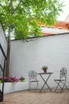 B in Antwerp - Bed and Breakfasts