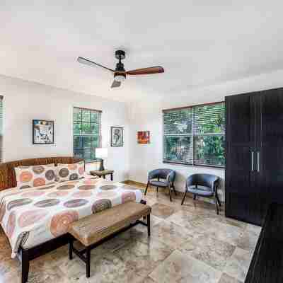 Seashore Villa Beachfront Oasis Rooms