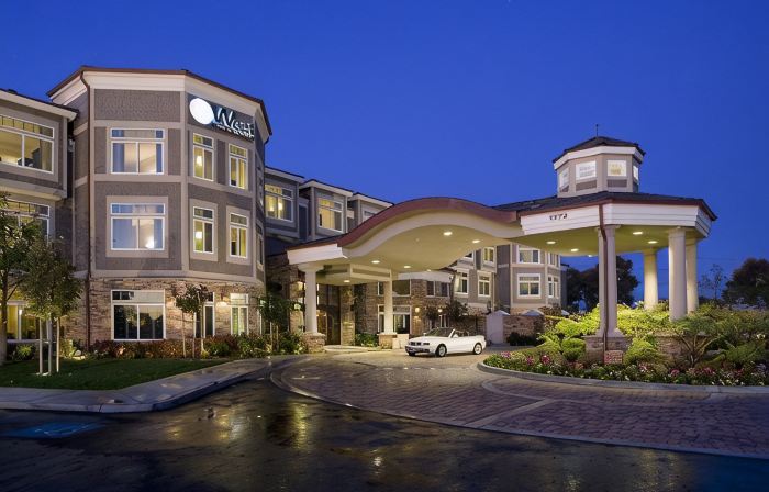 West Inn & Suites