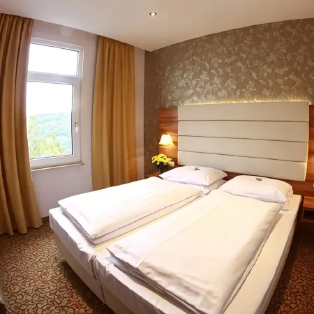 Schlosshotel Molkenkur Отели рядом с достопримечательностью «Рыночная площадь (Marktplatz)»