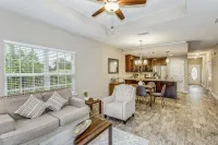 Lovely Town-home in Pensacola - - Wifi