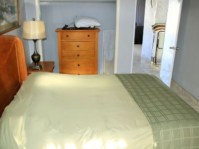 WATCH THE SUNRISE, SEA & MOUNTAINS FROM THIS 2BR CONDO! NEAR ALL! CONDO 304