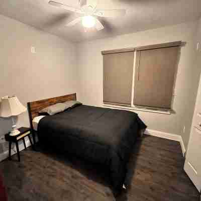 Charming 2-bedroom upper duplex in fabulous Detroit minutes from downtown! Rooms