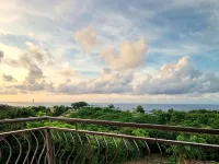Ocean views, amazing sunset, pool and peaceful surroundings. - 3 estrellas