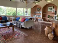 Mexican/mediterranean Villa At 10 Minutes Walk to Beach with private pool - 2 stjerner