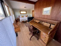 Spacious modernized 5-bedroom farmhouse on vineyard - 4-Star