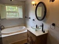 Cozy Cottage with Private pool, Private Hot Tub and Internet - Feriehus