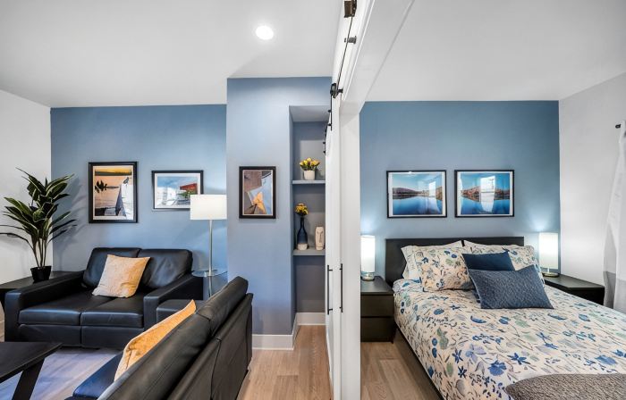 Stay in the heart of Greenwood Lake minutes away from the lake