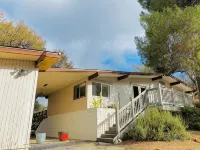 Spa, 5 minutes from Sequoia National Park. Spacious, convenient and private. - 4-Star