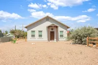 Experience the Wild West in Style: Unforgettable Getaway in Tombstone, Arizona!! - Wifi